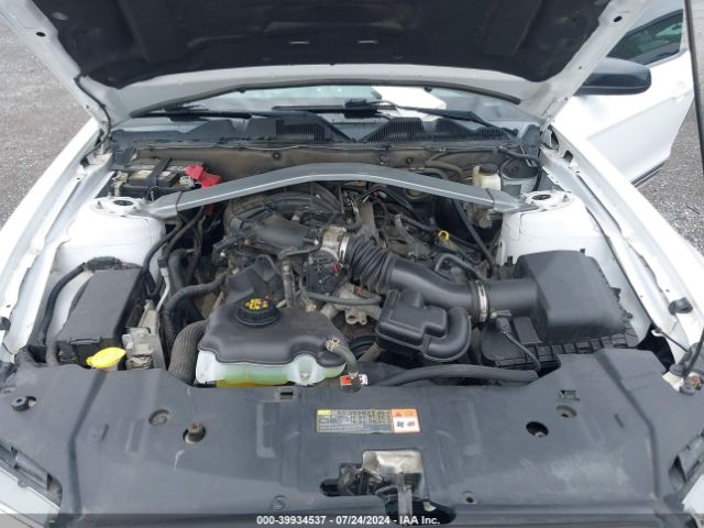1ZVBP8EM9E5292477 Ford Mustang V6 Premium