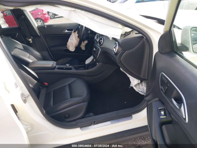 WDCTG4GB7FJ040760 Mercedes-Benz Gla 250 4matic