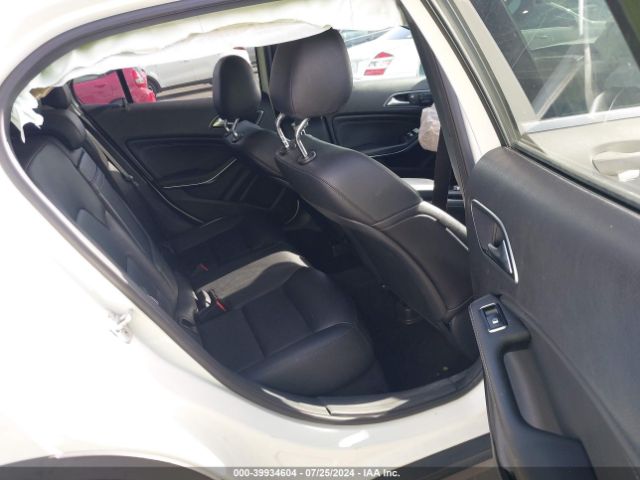 WDCTG4GB7FJ040760 Mercedes-Benz Gla 250 4matic