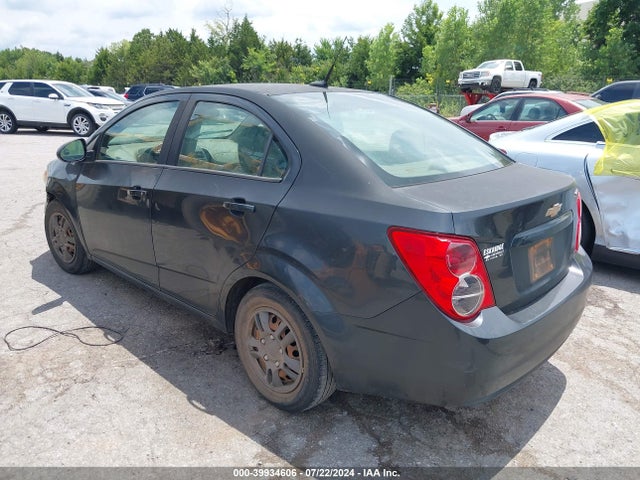 Chevrolet Sonic Ls Auto 2014 1G1JA5SHXE4227142 Image 3