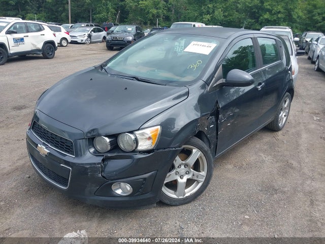 Chevrolet Sonic Ltz Auto 2014 1G1JE6SB9E4191675 Image 2