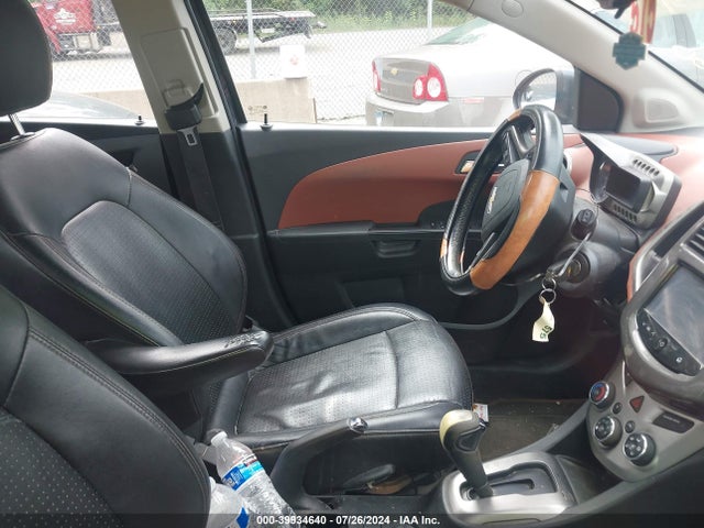 Chevrolet Sonic Ltz Auto 2014 1G1JE6SB9E4191675 Image 5