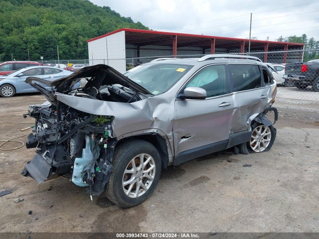 Jeep Cherokee Latitude 2016 1C4PJMCB5GW335049 Image 2