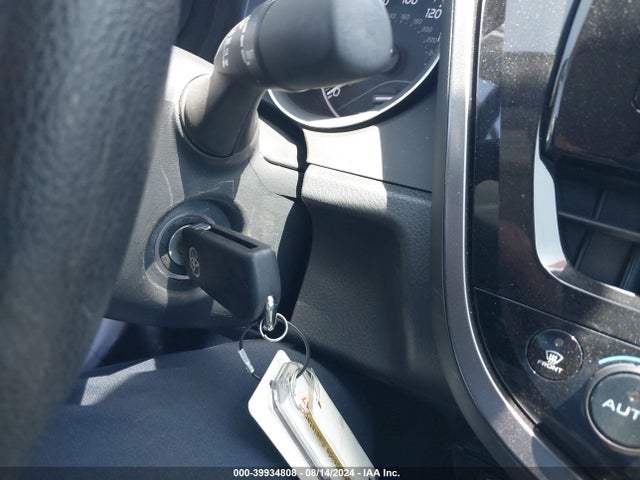 Toyota CAMRY LE 2024 4T1C11AK2RU223576 Image 11