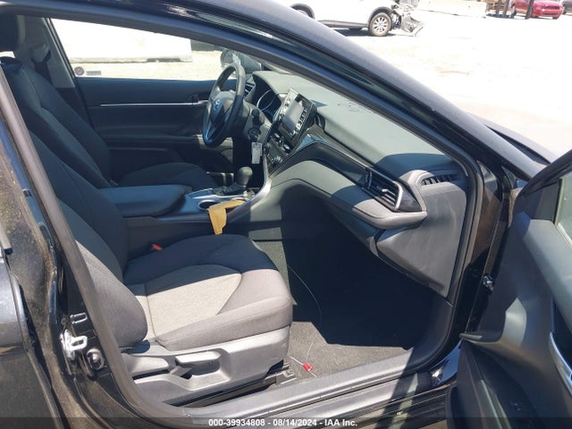 Toyota CAMRY LE 2024 4T1C11AK2RU223576 Image 5