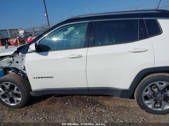 3C4NJDCB9JT330103 Jeep Compass Limited 4x4