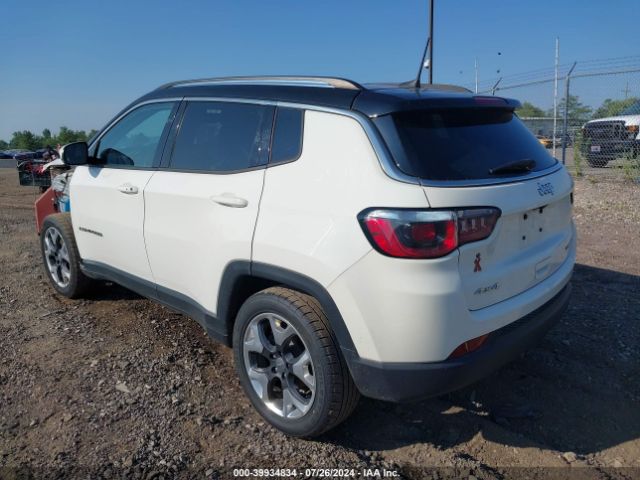 3C4NJDCB9JT330103 Jeep Compass Limited 4x4
