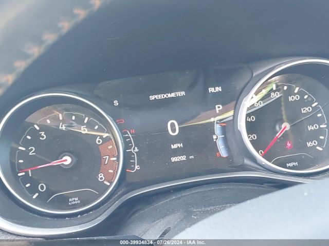 3C4NJDCB9JT330103 Jeep Compass Limited 4x4