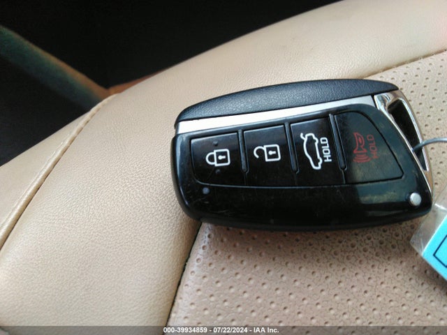 Hyundai Genesis 5.0 2015 KMHGN4JF8FU047123 Image 11