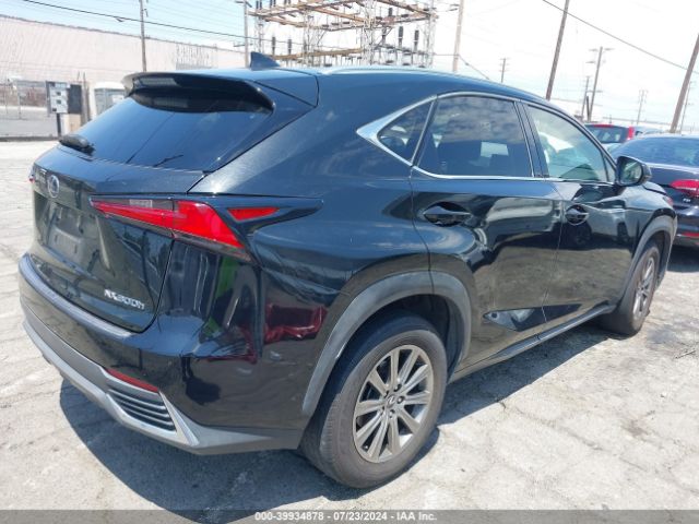 JTJBJRBZ5K2102212 Lexus NX 300H