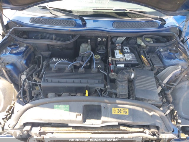 2008 MINI COOPER WMWRF33558TG19489 Photo 9