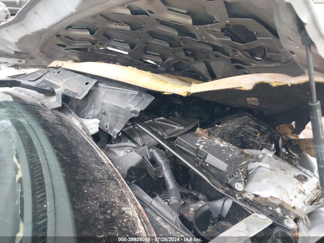 2010 JAGUAR XF SAJWA0JC2AMR49349 Photo 9