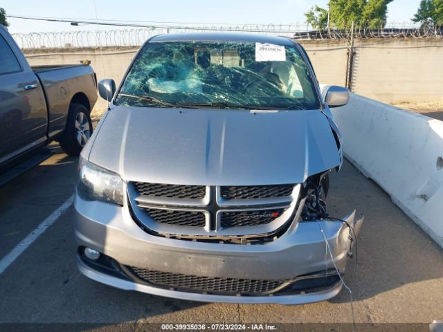 2C4RDGEG1JR175844 Dodge Grand Caravan Gt