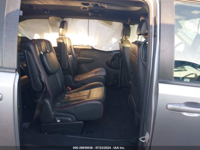 2C4RDGEG1JR175844 Dodge Grand Caravan Gt