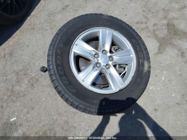 3GNCJKSB4KL303784 Chevrolet TRAX LS