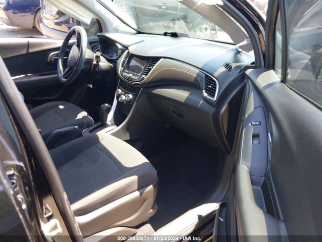 3GNCJKSB4KL303784 Chevrolet TRAX LS