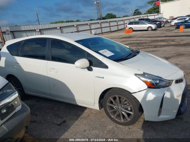 JTDZN3EU5FJ033858 Toyota Prius V Five