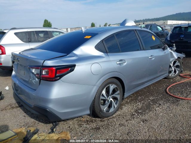 4S3BWAC67P3010790 Subaru Legacy Premium