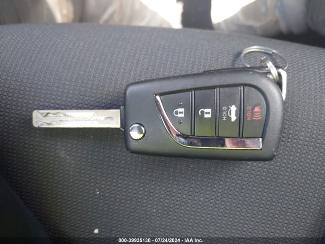 Toyota COROLLA LE 2022 5YFEPMAE1NP321397 Image 11