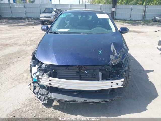 Toyota COROLLA LE 2022 5YFEPMAE1NP321397 Image 12
