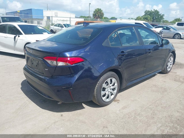 Toyota COROLLA LE 2022 5YFEPMAE1NP321397 Image 4