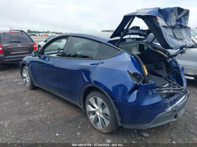 2021 TESLA MODEL Y 5YJYGDEE8MF286522 Photo 2