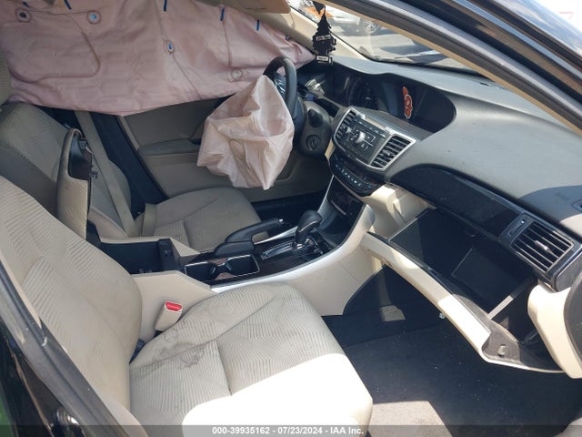 Honda ACCORD LX 2017 1HGCR2F32HA132376 Image 5
