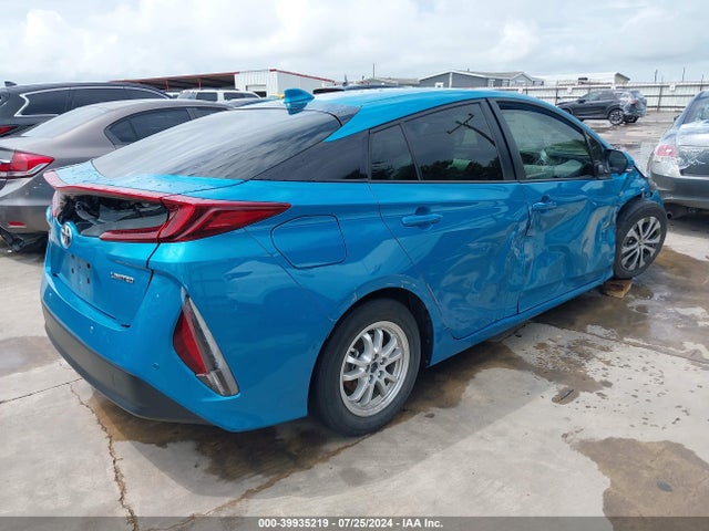 Toyota Prius Prime Limited 2021 JTDKAMFP2M3177851 Image 4
