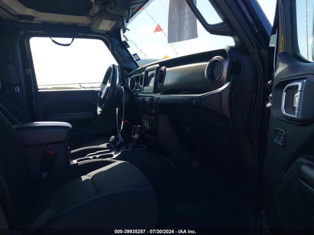 1C4GJXAN1MW714625 Jeep Wrangler Sport S 4x4