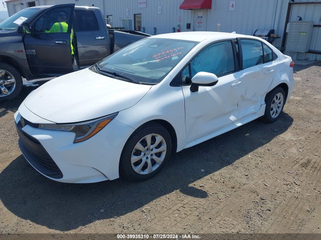 Toyota COROLLA LE 2023 5YFB4MDE2PP064325 Image 2