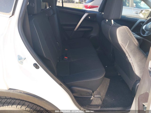 Toyota Rav4 Xle 2016 JTMWFREV6GD090842 Image 8