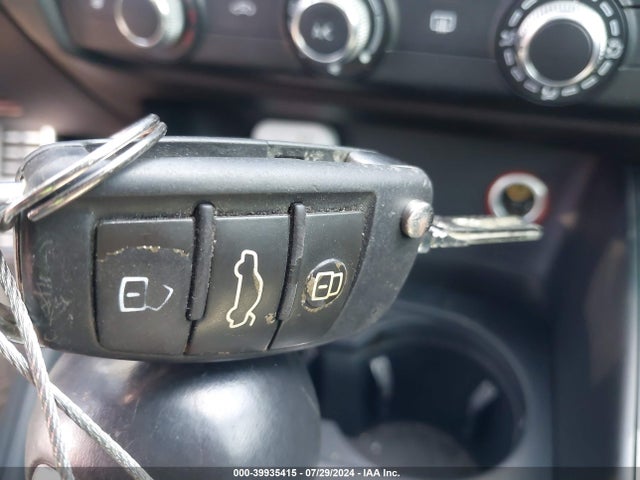 Audi A3 2.0t Premium 2015 WAUBFGFF9F1001627 Image 11