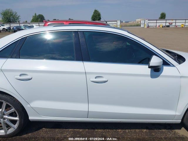 Audi A3 2.0t Premium 2015 WAUBFGFF9F1001627 Image 13
