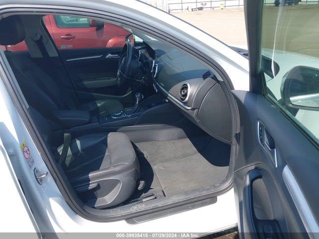 WAUBFGFF9F1001627 Audi A3 2.0t Premium