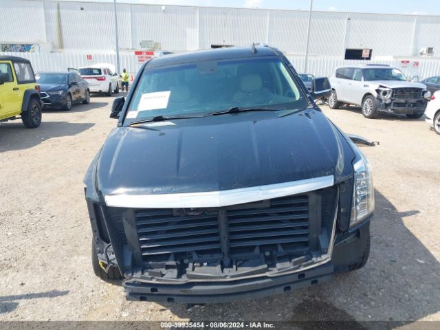 1GYS3BKJ9JR134045 Cadillac Escalade Luxury