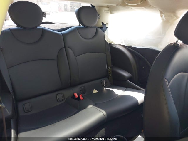 2011 MINI COOPER WMWSU3C52BT094371 Photo 7