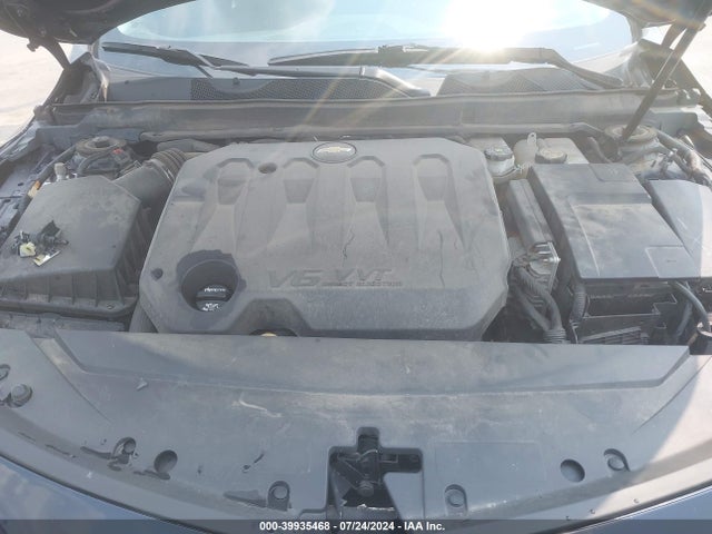 Chevrolet IMPALA 1LT 2018 2G1105S34J9175764 Image 10