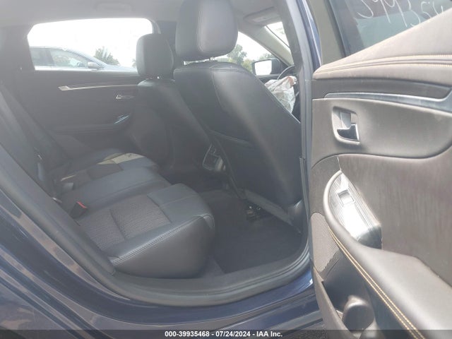 Chevrolet IMPALA 1LT 2018 2G1105S34J9175764 Image 8