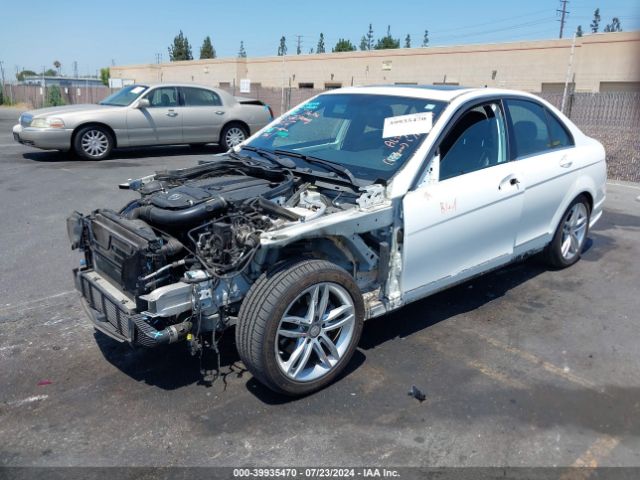 WDDGF4HB1ER302643 Mercedes-Benz C 250 Luxury/sport