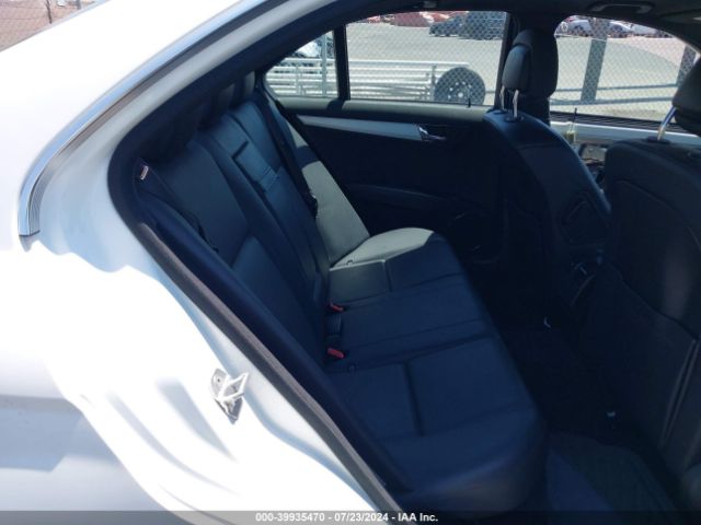 WDDGF4HB1ER302643 Mercedes-Benz C 250 Luxury/sport