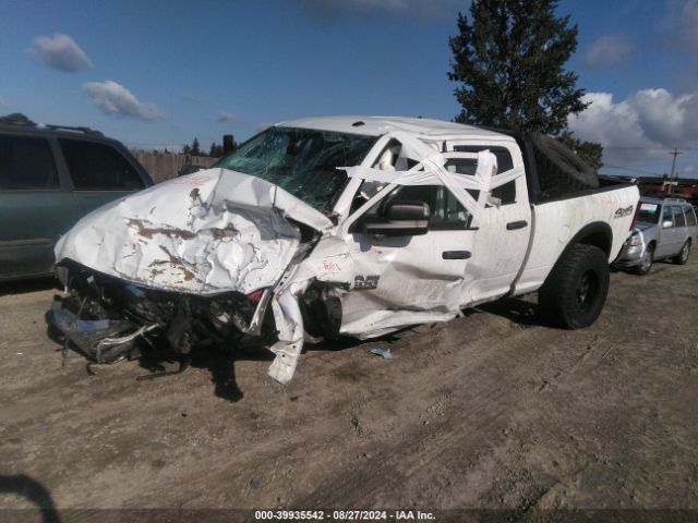 3C6UR5CL9JG133161 RAM 2500 Tradesman  4x4 6'4 Box