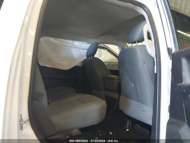 3C6UR5CL9JG133161 RAM 2500 Tradesman  4x4 6'4 Box