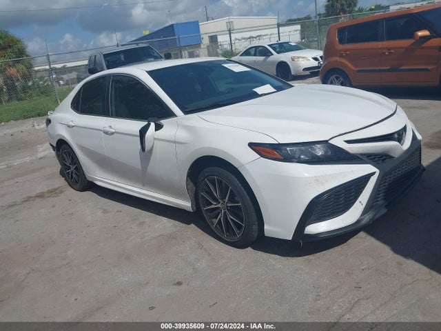 Toyota CAMRY SE 2022 4T1T11AK9NU042677 zdjęcie główne