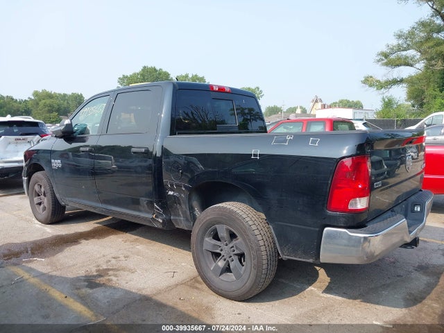 1C6RR7LGXPS575274 RAM 1500 Classic Slt  4x4 5'7 Box