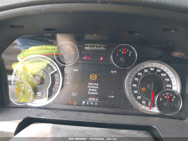 1C6RR7LGXPS575274 RAM 1500 Classic Slt  4x4 5'7 Box