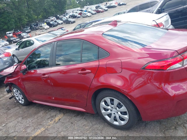 Toyota COROLLA LE 2022 JTDEPMAE4NJ219337 Image 15