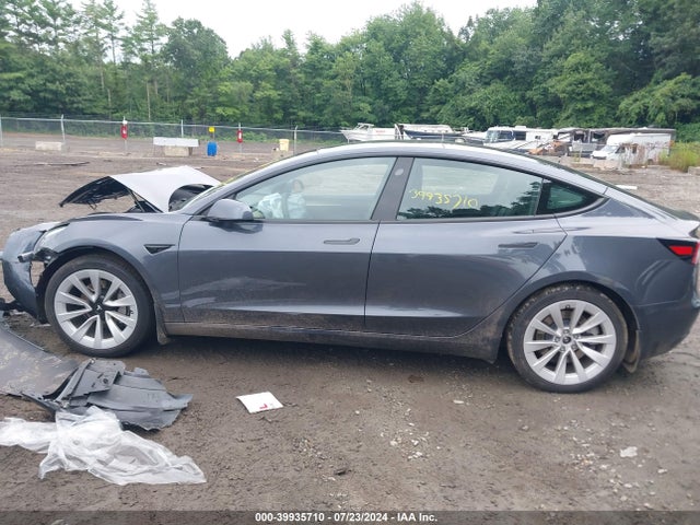 Tesla Model 3 Rear-wheel Drive 2023 5YJ3E1EAXPF652092 Image 13