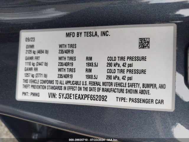 Tesla Model 3 Rear-wheel Drive 2023 5YJ3E1EAXPF652092 Image 9
