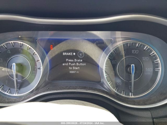 2C3CCAKGXJH304376 Chrysler 300 Limited Awd