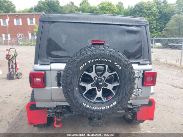 1C4HJXCG4JW279985 Jeep Wrangler Rubicon 4x4